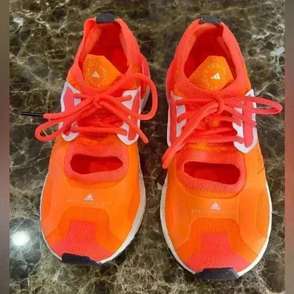 adidas x Stella McCartney Ultraboost "Sunburst" sneakers Size 7.5 Org. $226 - Picture 6 of 10